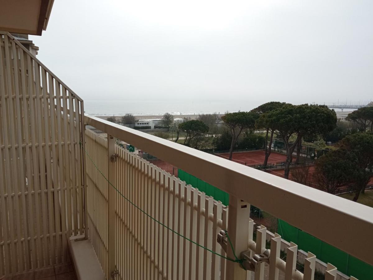 Hotel Helios Beach Milano Marittima Buitenkant foto