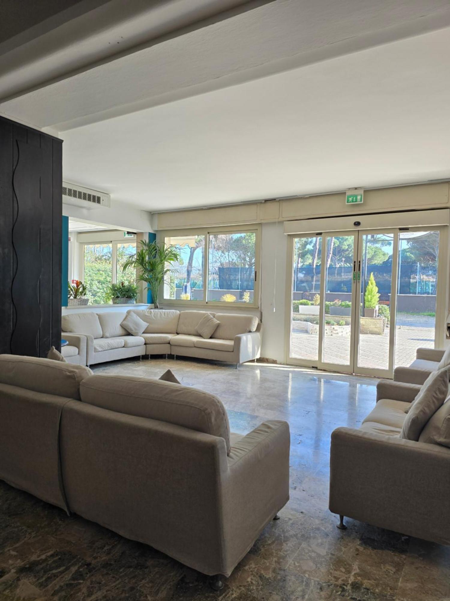 Hotel Helios Beach Milano Marittima Buitenkant foto
